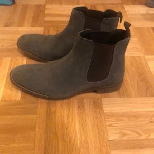 Chelsea boots